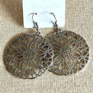 Silver Filigree Dangle Earrings